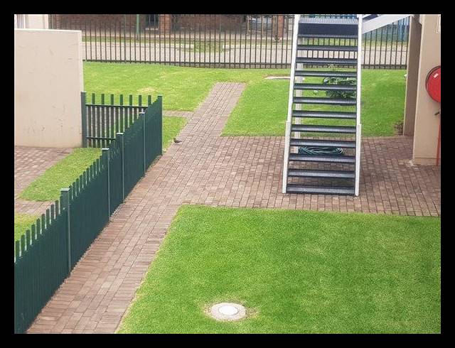 2 BEDROOM APARTMENT FOR SALE IN PARKDENE